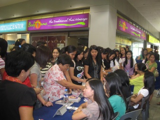 SM PAMPANGA BOOK SIGNING Img_0311