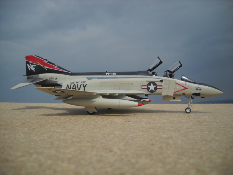 F-4S Phantom II, Hasegawa, VF-161 "Chargers" Dscn0824