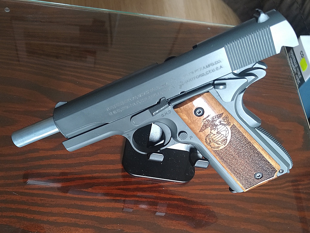 Colt 1911 100th Anniversary Parkerized (Airsoft 6mm) Canon_11