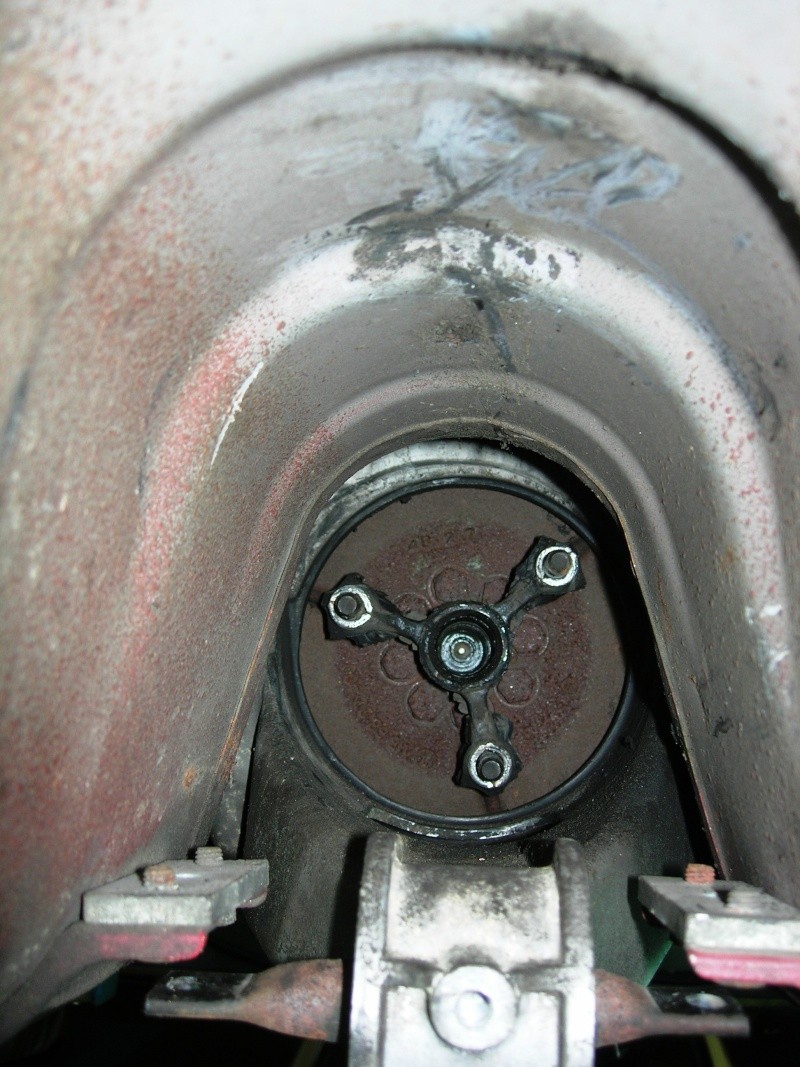 Tutoriel du remplacement des Flector de transmission sur un GTV6 et/ou châssis transaxle 2010-298