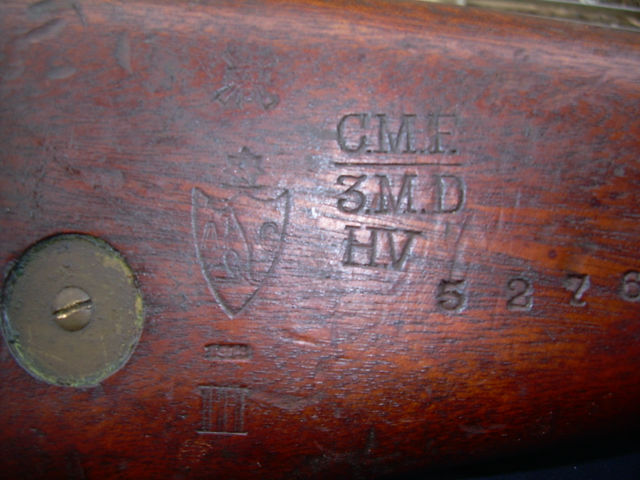 Le fusil Lee Enfield « Short Magazine » calibre 303 British 240znr10