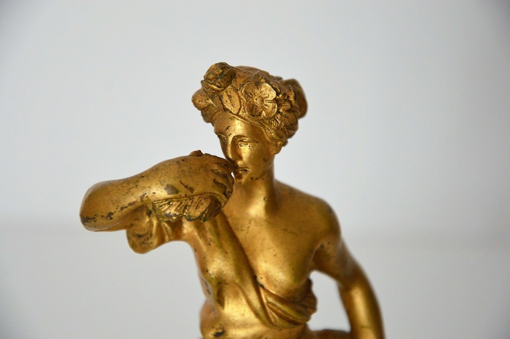 femme et fleurs  en bronze doré Bronze10