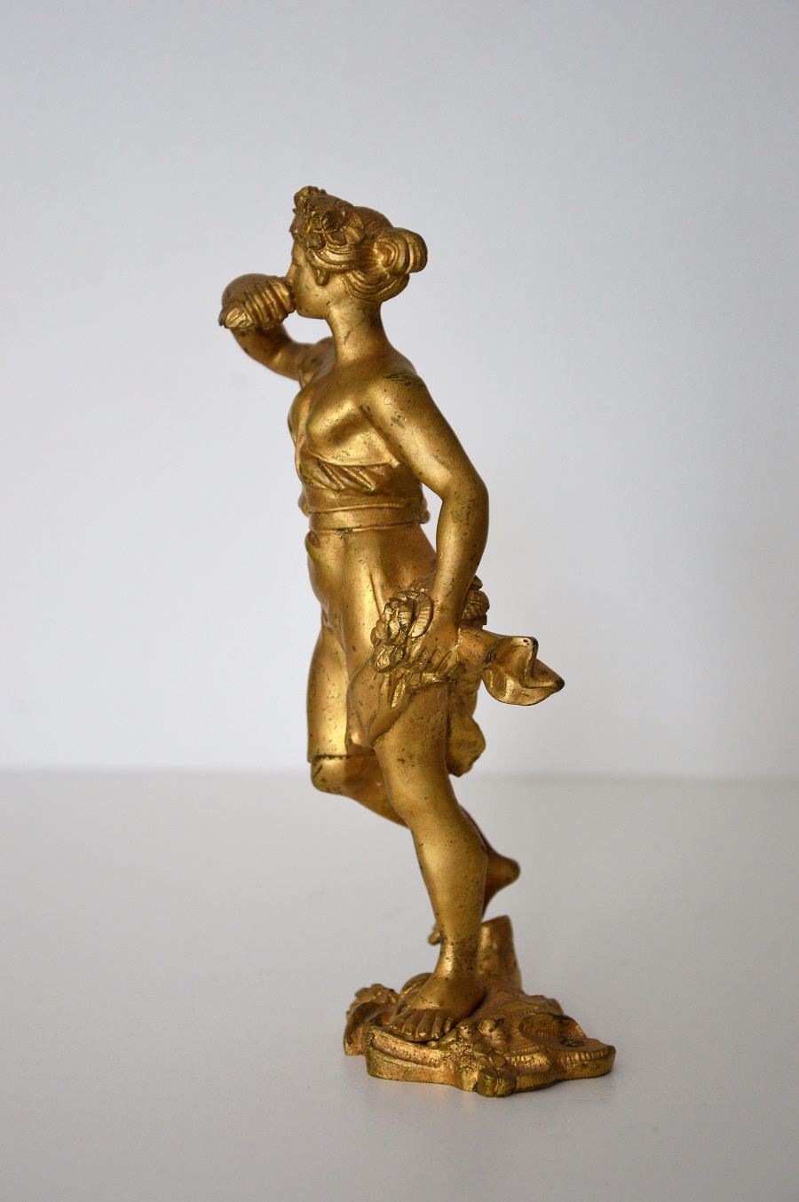femme et fleurs  en bronze doré Bronze12