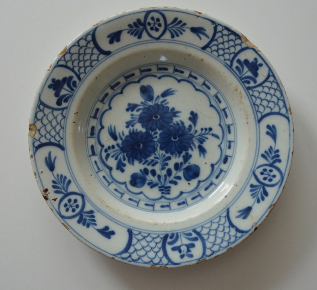 assiette en faience 2  Vbc_9010