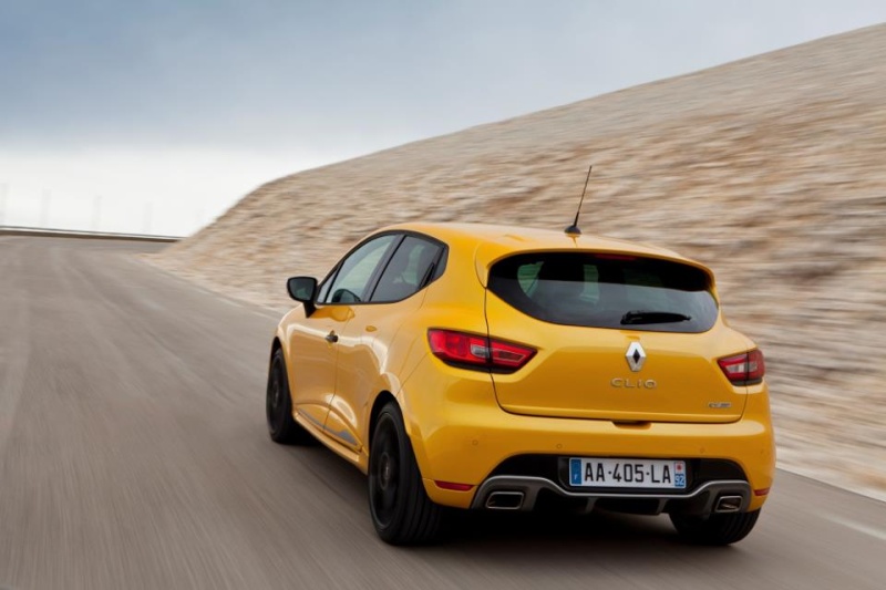 [Officiel] Photos et infos de la Clio IV RS 18601_10