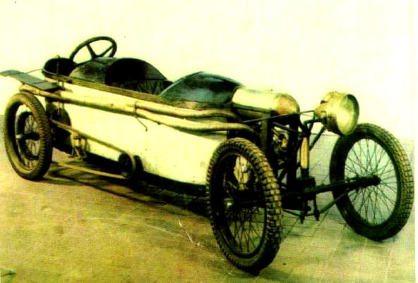 Bedelia Cyclecar - Page 2 1913be10