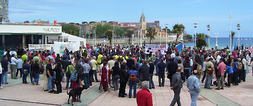 concentracin en Gijn contra la incineradora de COGERSA Incine10