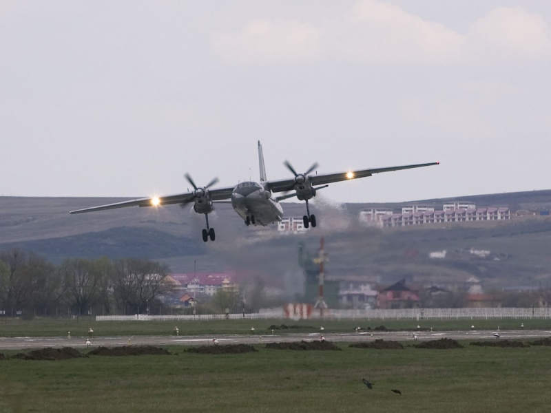 Aeroportul Cluj-Napoca - Aprilie 2010 Dsc_7010