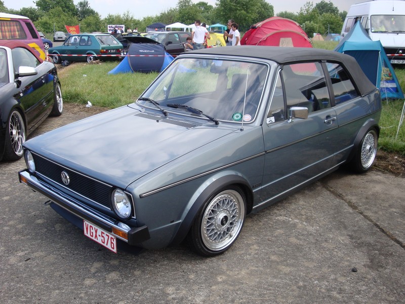 [ VW ] GOLF MK1 CABRIOLET - Page 2 Dsc01099