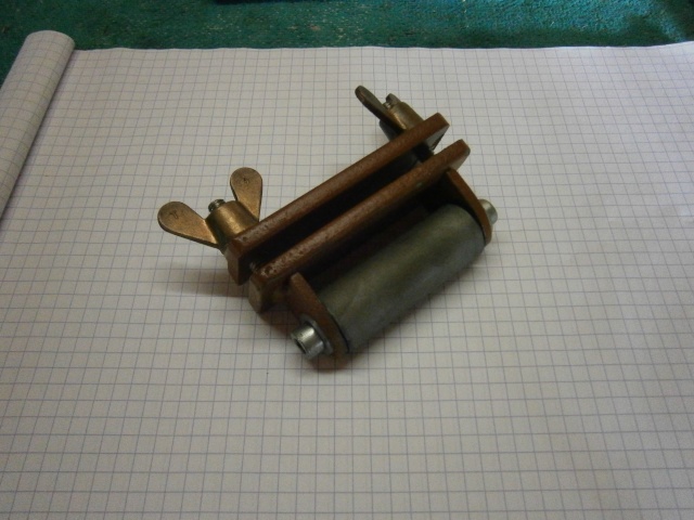 Gabarits, abrasifs et techiques d'affutage Pa110010