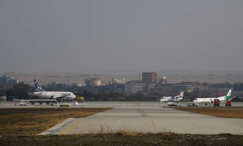 Aeroportul Sibiu - Ianuarie 2009 P1220015