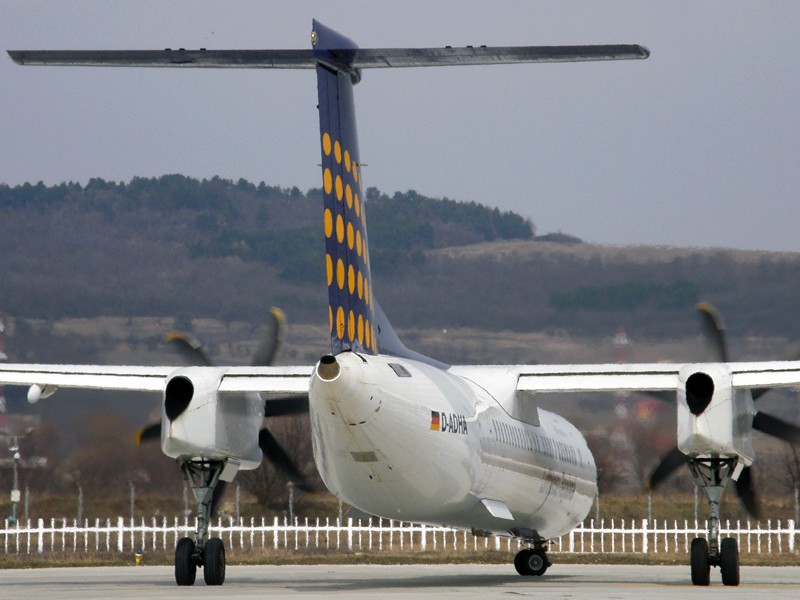 Aeroportul Cluj-Napoca - Martie 2010 P3040013