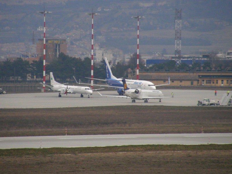 Aeroportul Sibiu - Martie 2010 P3110016
