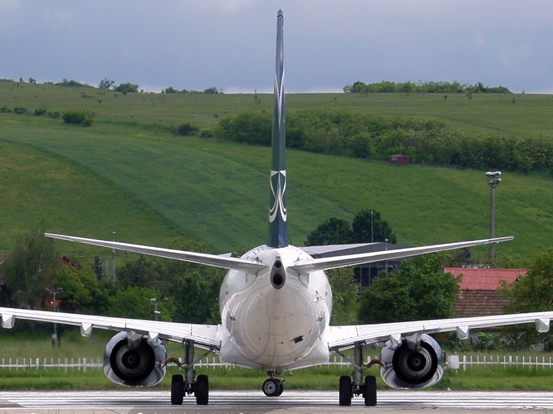 Aeroportul Cluj-Napoca -Mai 2010 - Pagina 4 P5200016