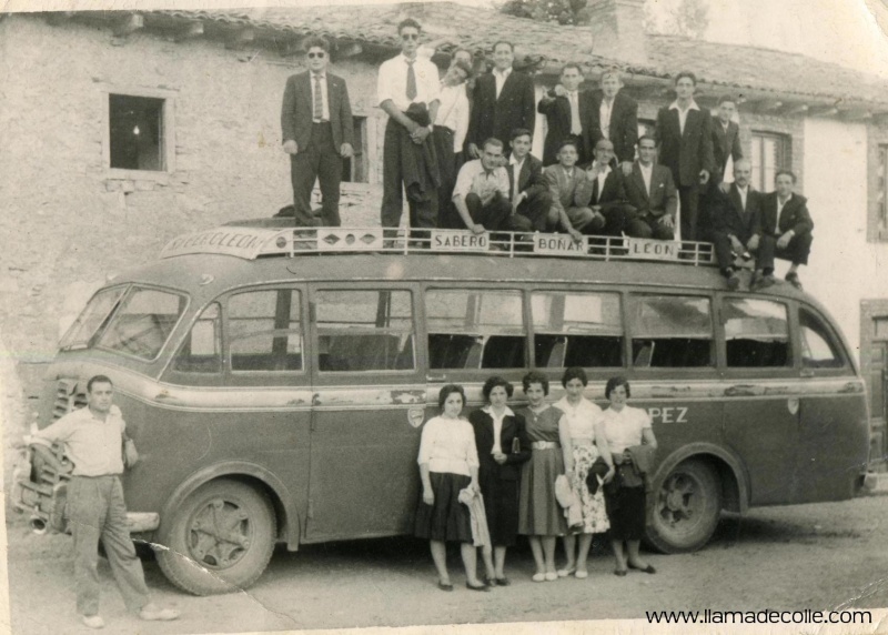 Foto antigua del autobús Sabero-Boñar-León 032_au11