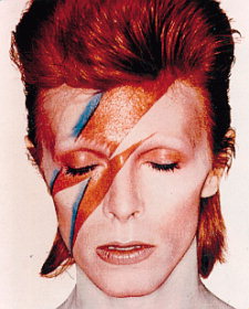 J'me presente, je m'appel... - Page 2 Bowie-11