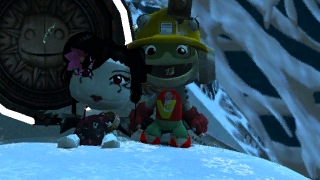 [LBP1] Photos de famille - Page 50 Une_p144