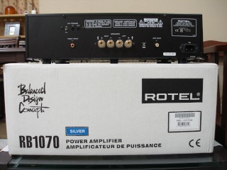 Rotel RB 1070 Power Amplifier (used) SOLD P2070110