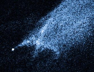 Un curieux objet photographié par Hubble... 82550710