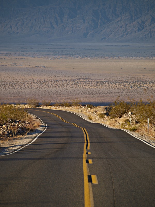 " On the road again " 4  Death Valley P9297112