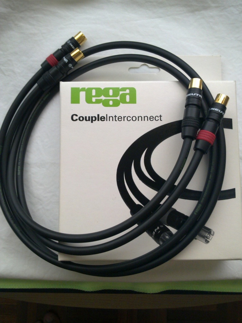 Rega Couple (1m) interconnects - used (SOLD) Couple12