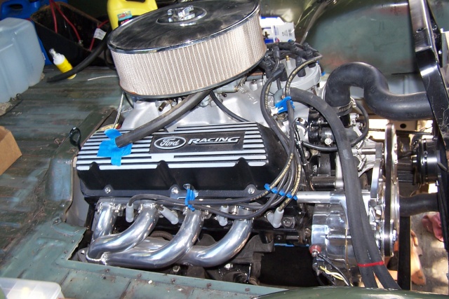 V8 Engine Swap, by Hellfish  100_1215