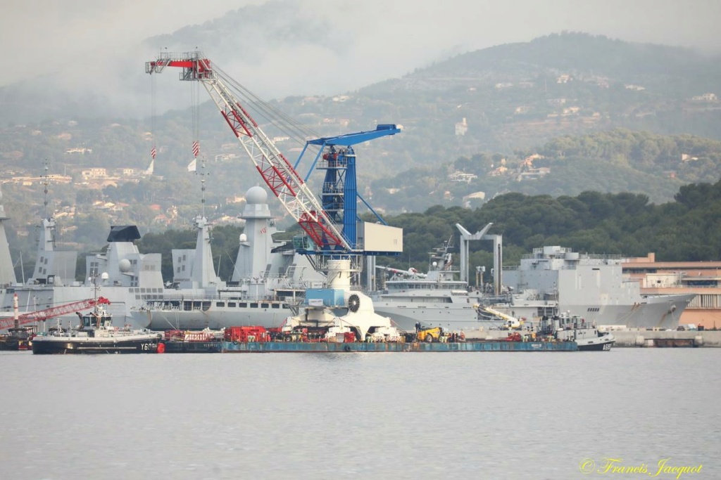 [Les ports militaires de métropole] Port de Toulon - TOME 2 - Page 13 05480