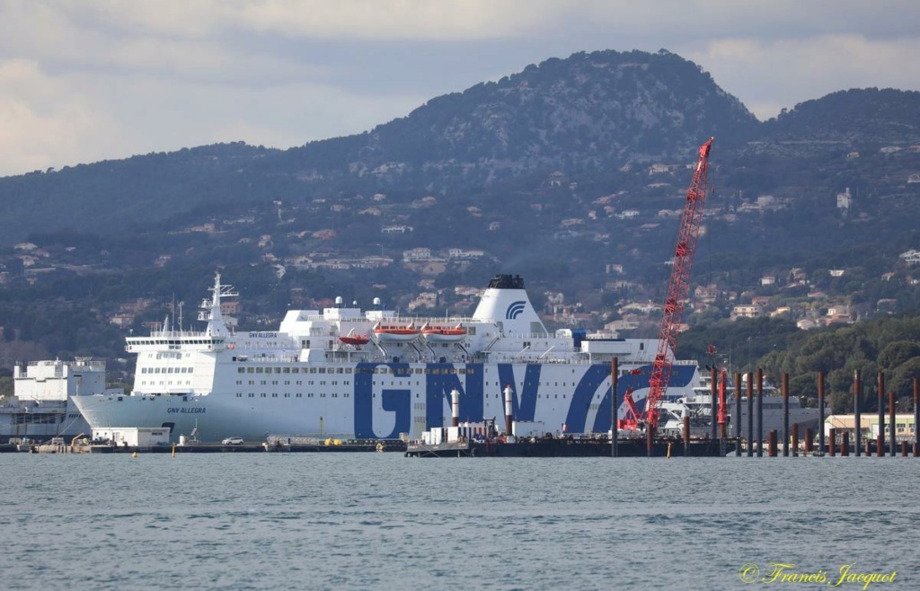 [Les ports militaires de métropole] Port de Toulon - TOME 2 - Page 12 1n5a2731