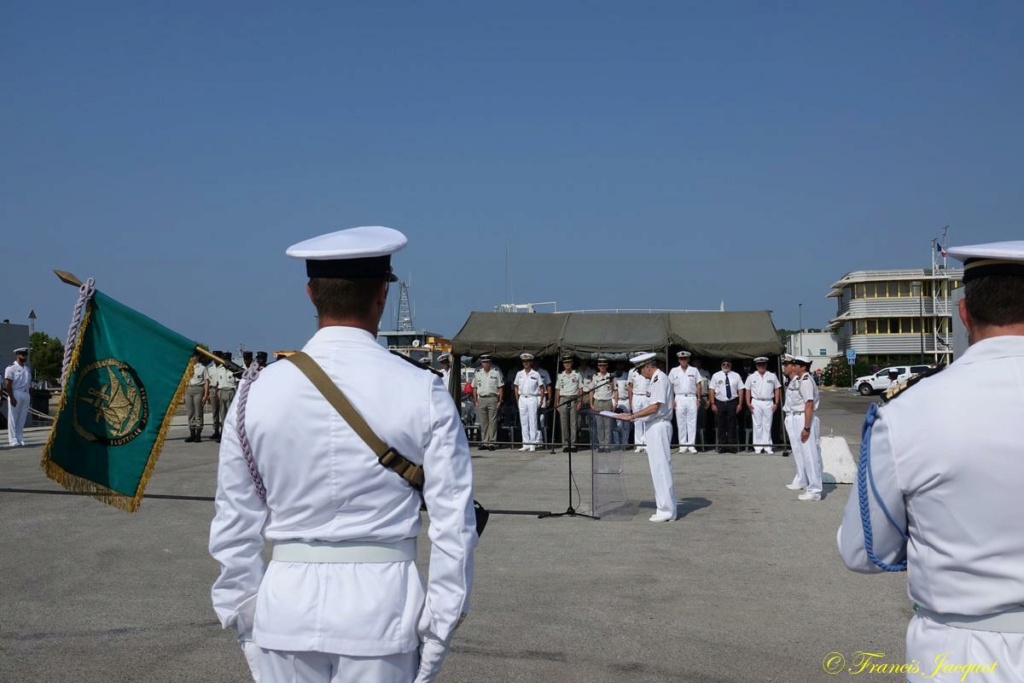 [Les Ports Militaires de Métropole] TOULON - LA FLOTTILLE AMPHIBIE CELEBRE SES 30 ANS 21268