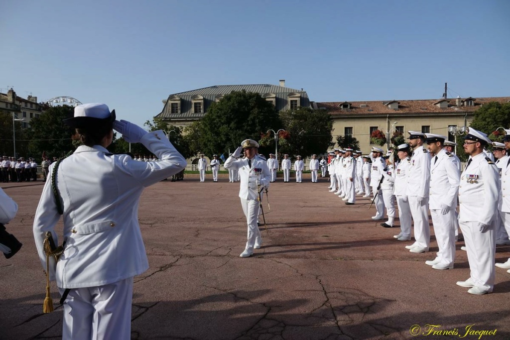  [Les ports militaires de métropole] Port de Toulon - La Marine commémore la bataille de Chesapeake 24254