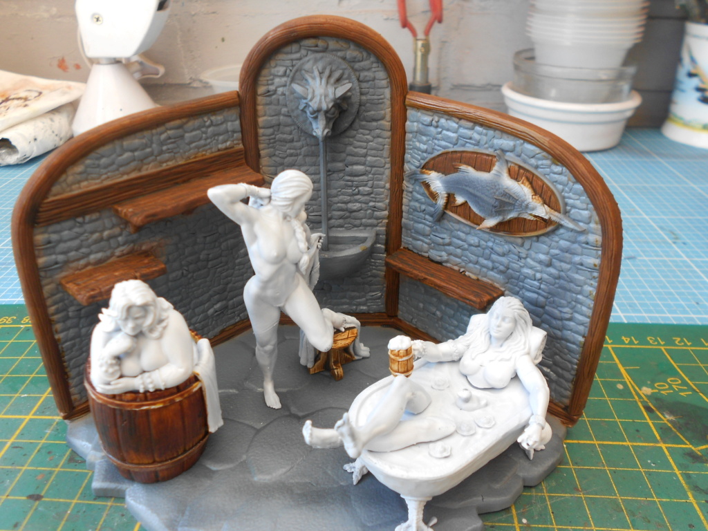 chilling in the bathhouse échelle 75 mm de chez clay demon miniature   Dsc10617