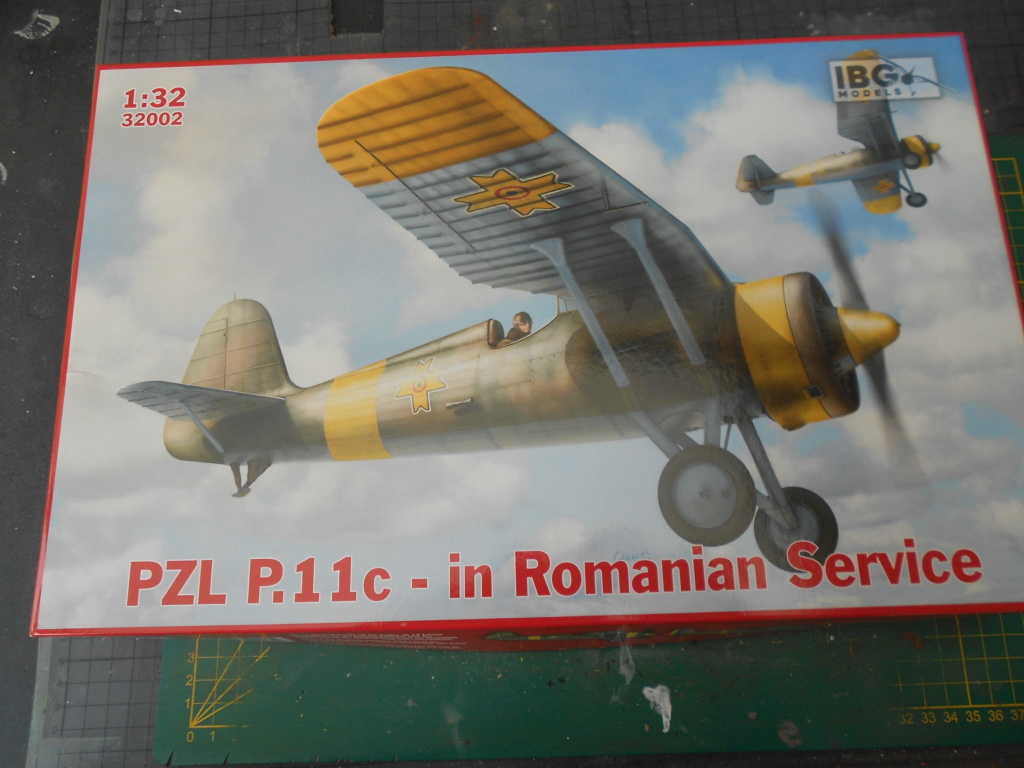 pzl p.11 c fighterin romanian  1/32 ibg modéle  Dscn3180