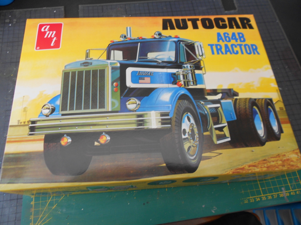 autocar a64b tractor 1/25 amt Dscn3346