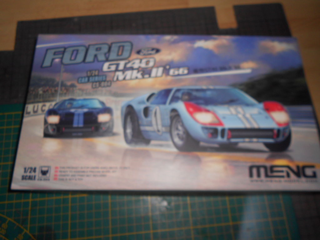 Ford GT40 MK-2 66  Meng 1/24 Dscn7442