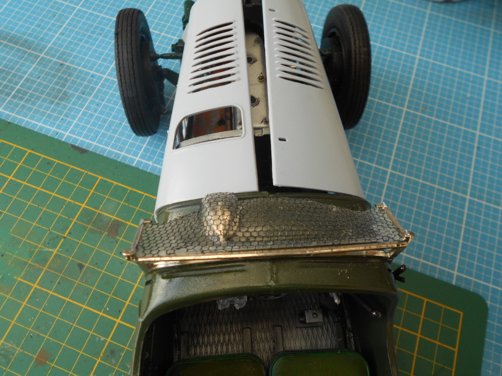 1/12éme AIRFIX - 1930 Bentley 4.5 litre  supercharged  - Page 2 Dscn8383