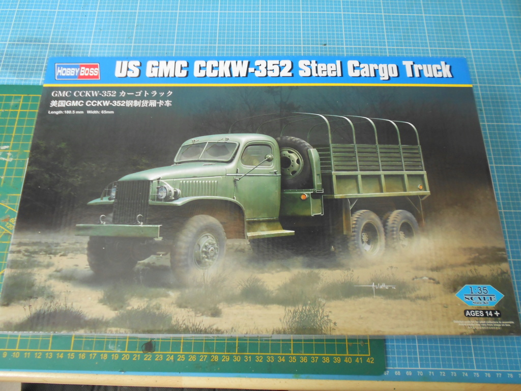 us gmc 352 steel cargo et 105howitzer m2a1 Dscn8523