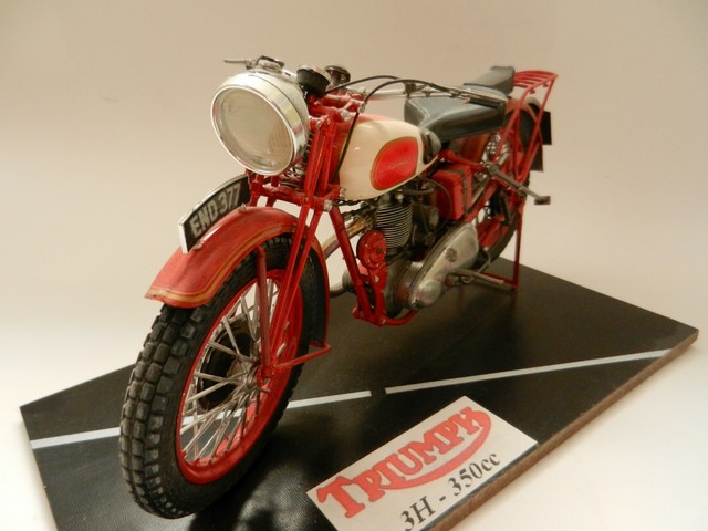 Moto Triumph 3H-350cc 02711