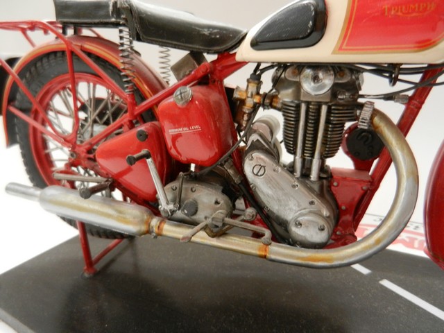 Moto Triumph 3H-350cc 03110