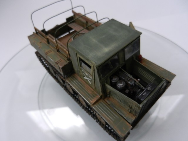 * 1/35 Fil rouge 2022 / CCCP Tracteur d'artillerie russe Ya-12 (Miniart 35052) - Page 3 Dscn2335