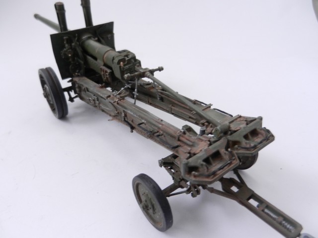 [TRUMPETER] Canon de campagne soviétique 122mm modèle 1931-1937 (A19) Réf 02316 Dscn2341