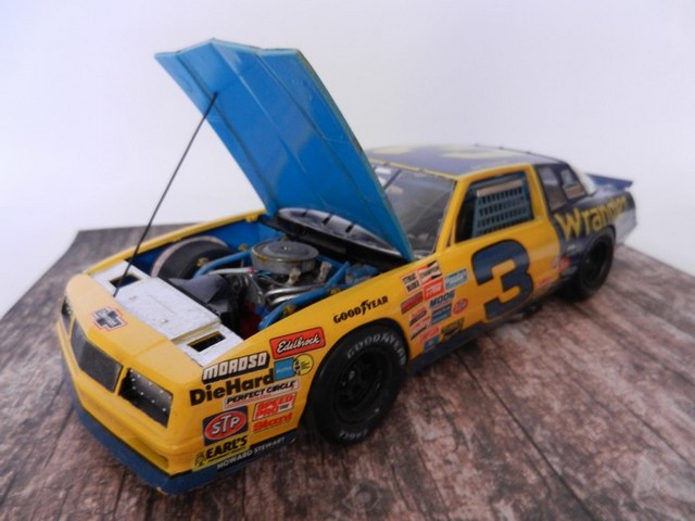 * 1/24 Chevrolet 1986 Monte Carlo Wrangler   MONOGRAM Dscn8013