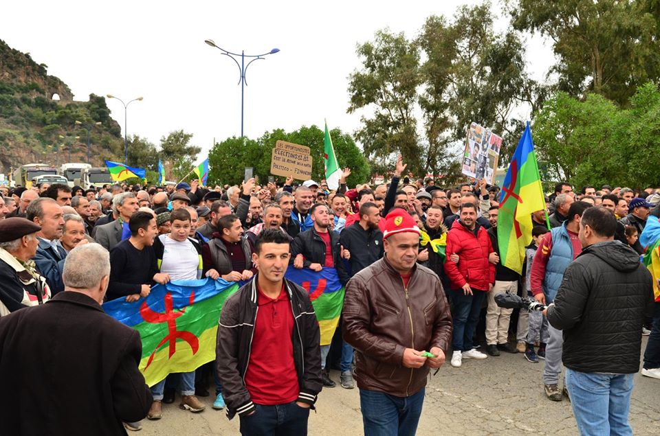 Marche à Aokas le samedi 16 novembre 2019 pour un changement radical du système - Page 4 11397