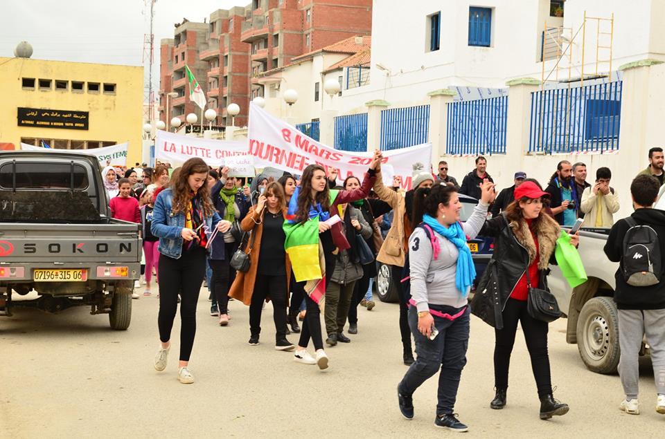 Marche des femmes à Aokas le vendredi 08 mars 2019 - Page 2 1708