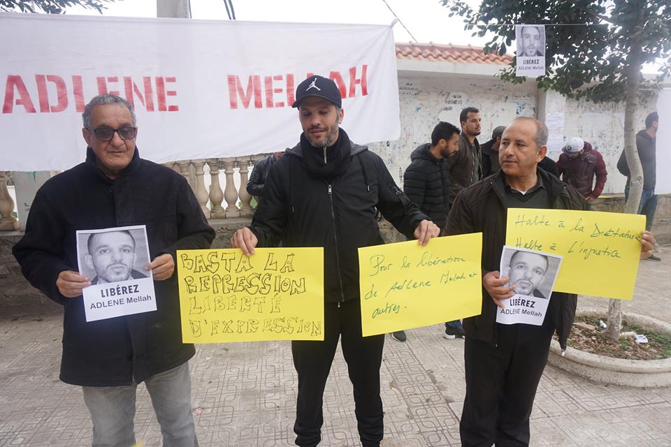 Rassemblement à Aokas pour demander la libération de Adlene Mellah et de tous les détenus d’opinion 2615