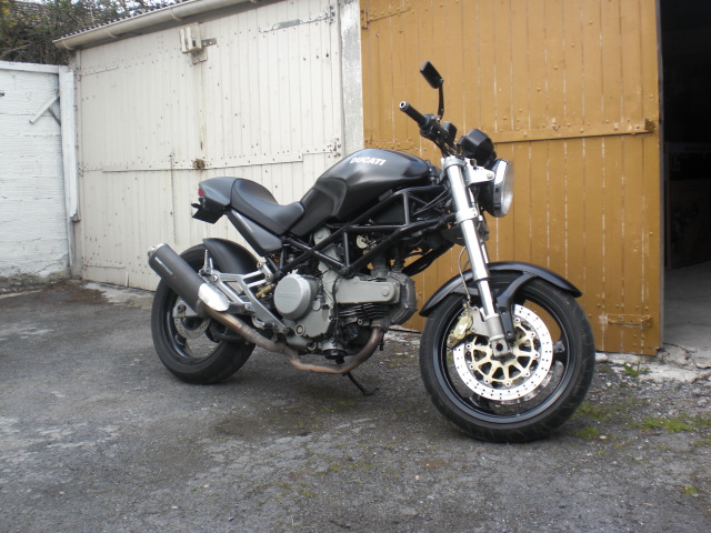 ducati monstro 620 ie dark Cimg1411