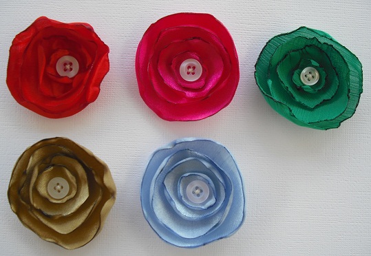 Vicki's Satin Flowers Plain_10