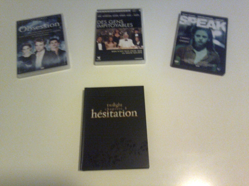 [Saga Twilight] Votre collection en photos - Page 8 00phot42