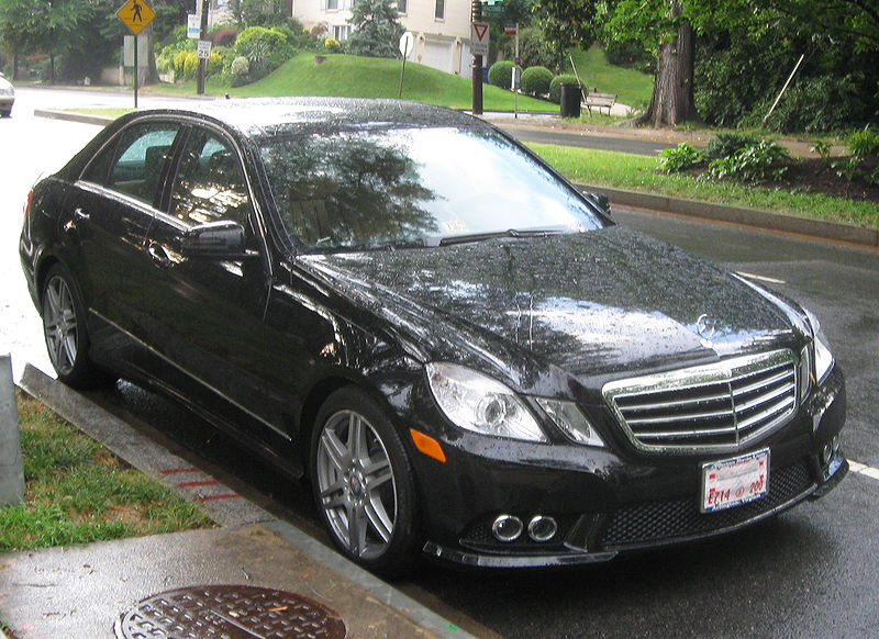 Mercedes-Benz E-Class Specifications 800px-65