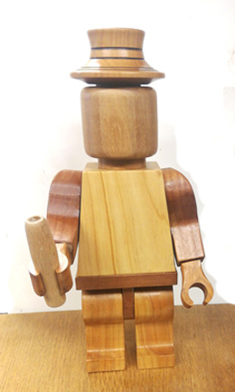 le bonhomme en bois Lego0410