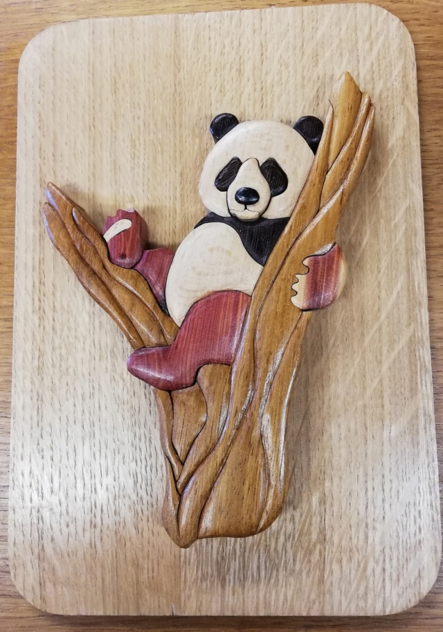 tableau panda en intarsia Panda010